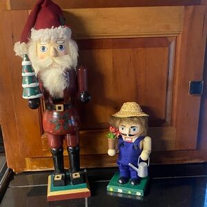 Festive Nutcracker Set - Red and Blue